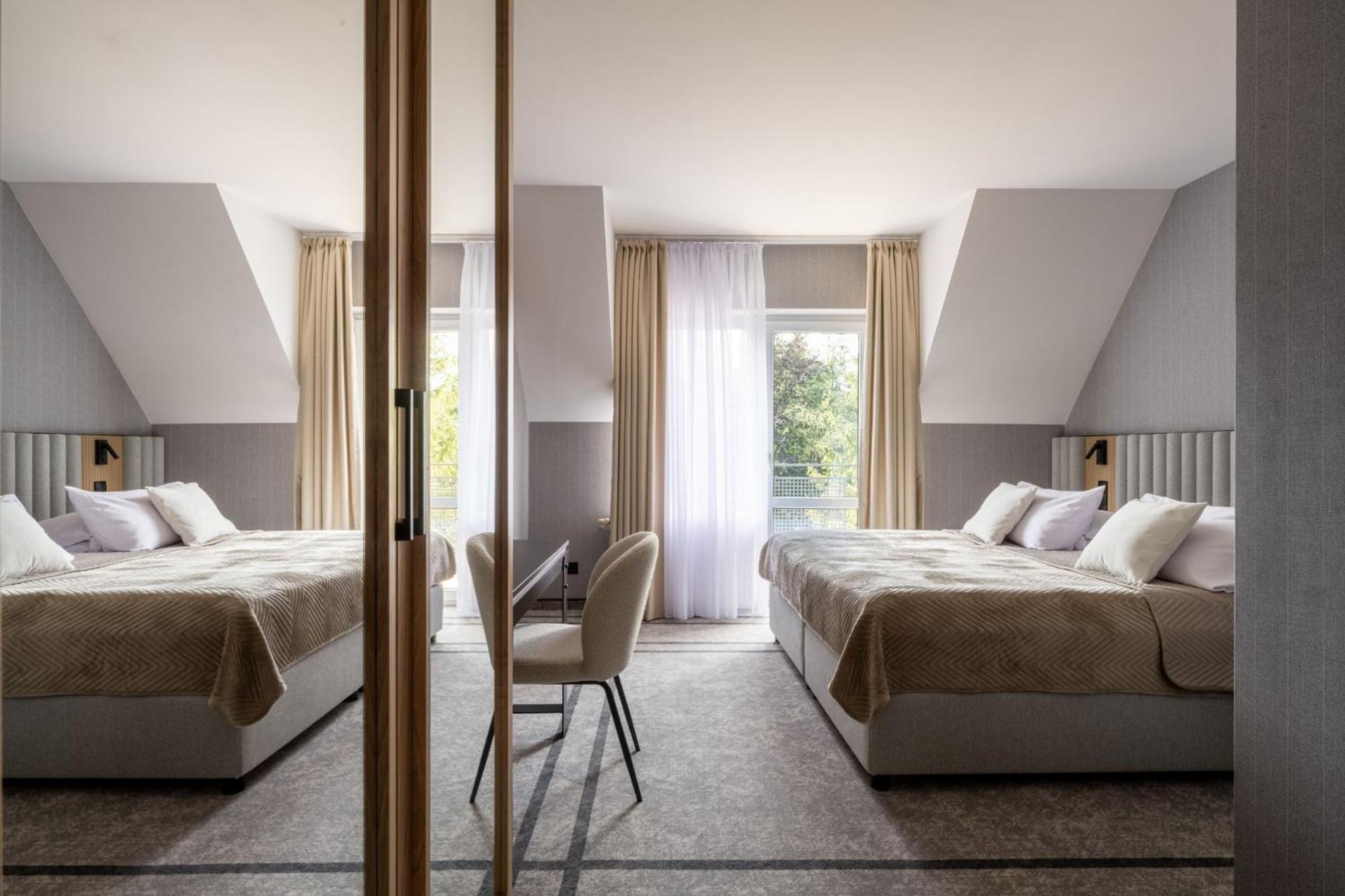 Deluxe Double or Twin Room
